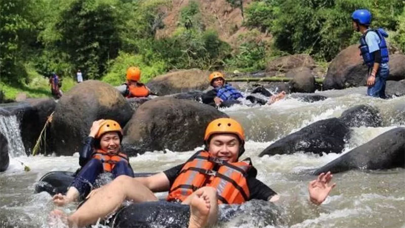 river tubing semarang
