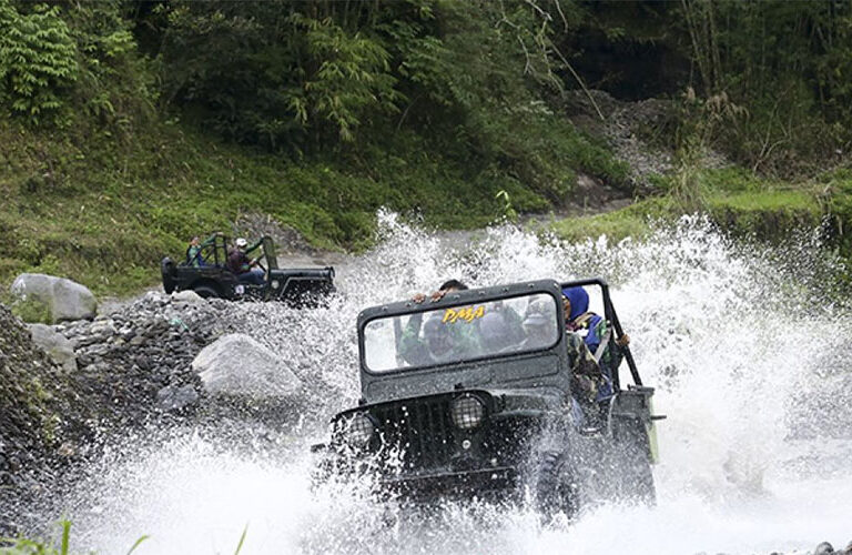 Wisata Jeep Lava Tour Merapi