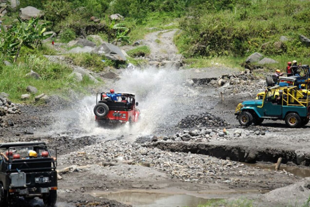 jeep lava tour