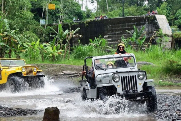 jeep lava tour