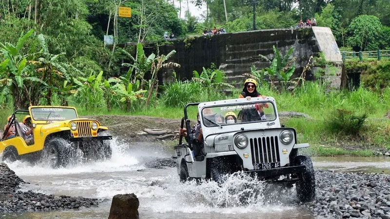 jeep lava tour